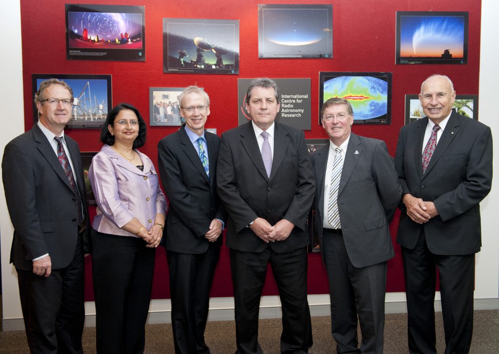 From Left to Right: Professor Lister Staveley-Smith (Deputy Director), Dr Renu Sharma (General Manager), Professor Paul Johnson (UWa Vice-Chancellor), Senator Chris Evans, Professor Peter Quinn (Director) and Dr Bernard Bowen (Chairman of the Board).