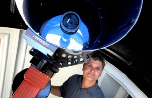 Backyard astronomy helps explosive discovery