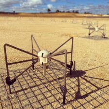 Stealth surveillance system uses radio astronomy technology to detect artificial objects in space