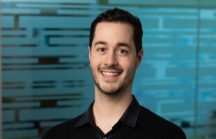 ICRAR data scientist awarded future leaders scholarship